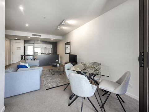 Opera Apartments South Brisbane - Holiday Find 5