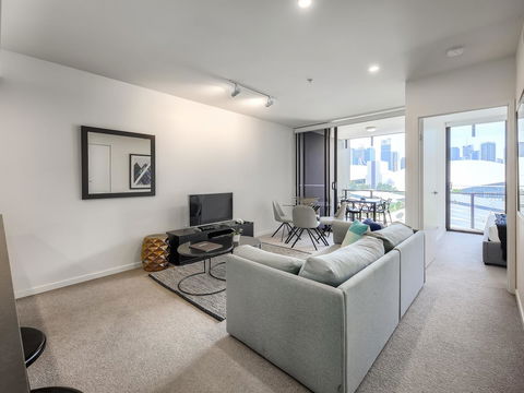 Opera Apartments South Brisbane - Holiday Find 4