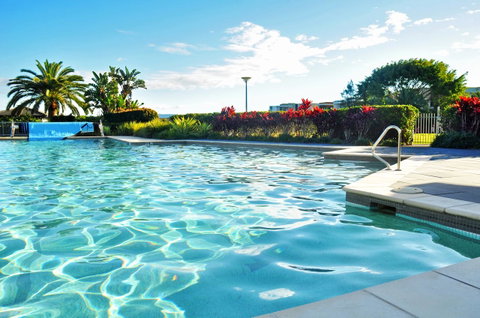 Waterfront Resort Villa With Buggy - Holiday Find 23