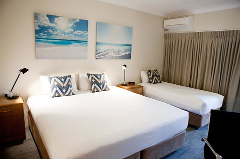 Kondari Hotel - Holiday Find 28