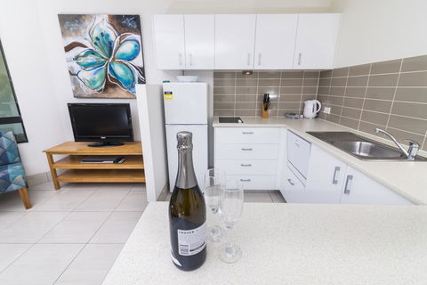 Beach Club Resort Mooloolaba - Holiday Find 15