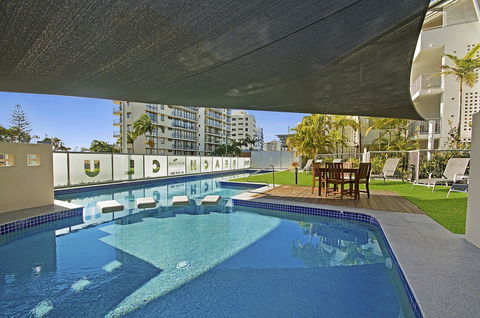 Beach Club Resort Mooloolaba - Holiday Find 13