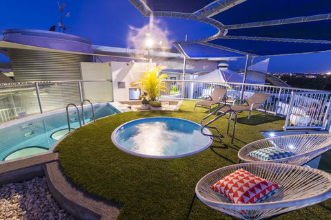 Beach Club Resort Mooloolaba - Holiday Find 9