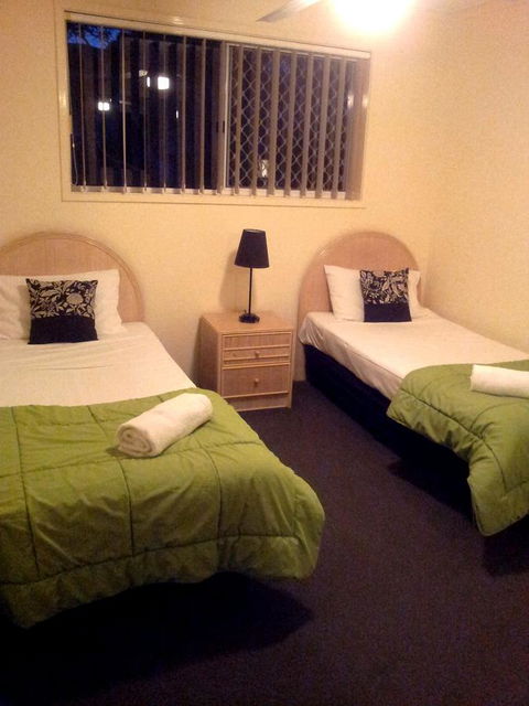 Champelli Palms Apartments - Holiday Find 18