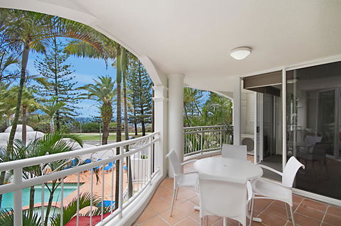 ULTIQA Burleigh Mediterranean Resort - Holiday Find 34