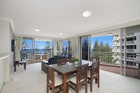 ULTIQA Burleigh Mediterranean Resort - Holiday Find 4