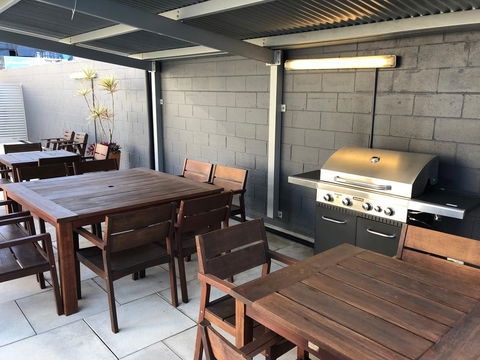 Northwind Beachfront Apartments - Holiday Find 5