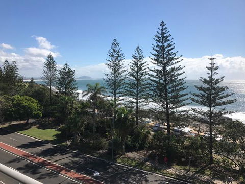 Northwind Beachfront Apartments - Holiday Find 10