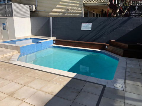 Northwind Beachfront Apartments - Holiday Find 9