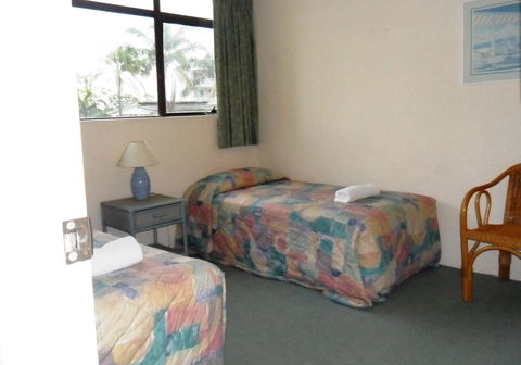 Northwind Beachfront Apartments - Holiday Find 18