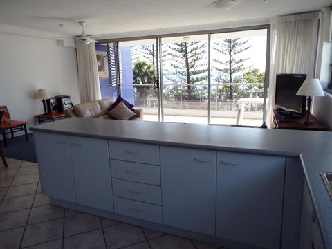 Northwind Beachfront Apartments - Holiday Find 19