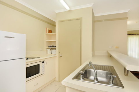 Cairns Queenslander Hotel & Apartments - Holiday Find 25