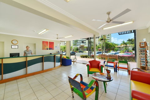 Cairns Queenslander Hotel & Apartments - Holiday Find 5