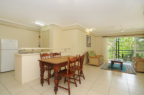 Cairns Queenslander Hotel & Apartments - Holiday Find 19