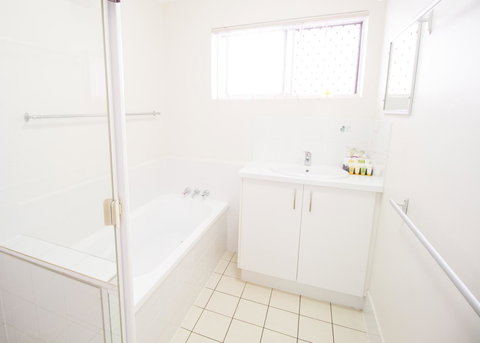 Aabon Apartments & Motel - Holiday Find 21