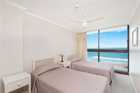 Boulevard Towers On Broadbeach - Holiday Find 14