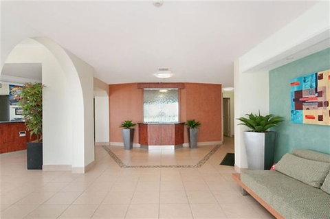Boulevard Towers On Broadbeach - Holiday Find 11