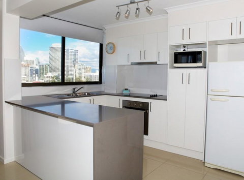 Boulevard Towers On Broadbeach - Holiday Find 34