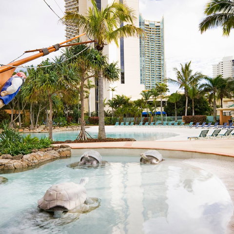 Mantra Crown Towers - Holiday Find 14