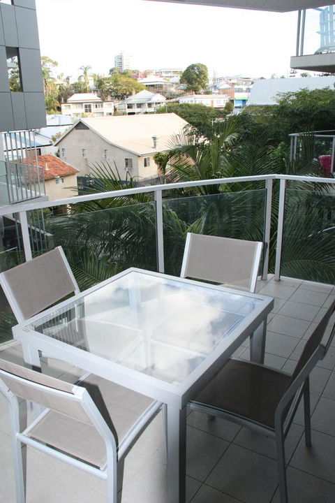 Allegro Apartments - Holiday Find 10