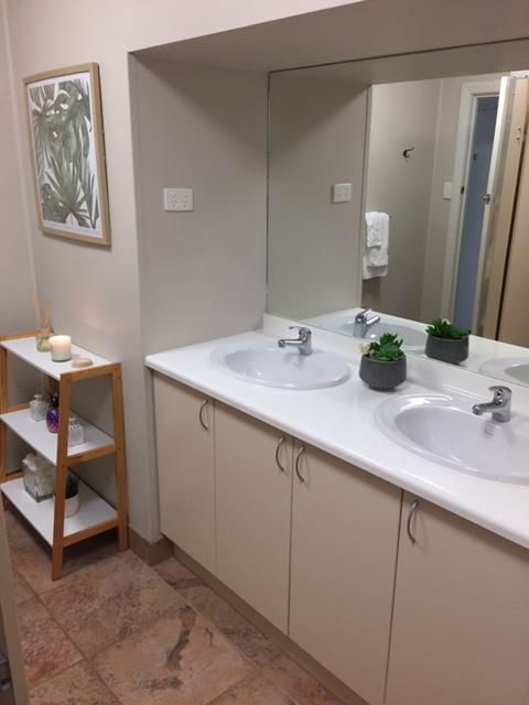 Malanda Manor Guesthouse - Holiday Find 11