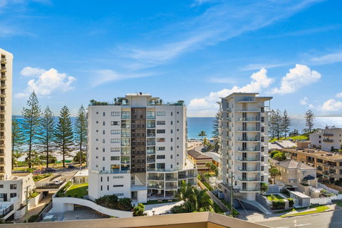 Rainbow Commodore Coolangatta - Holiday Find 35