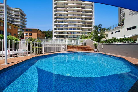 Rainbow Commodore Coolangatta - Holiday Find 37