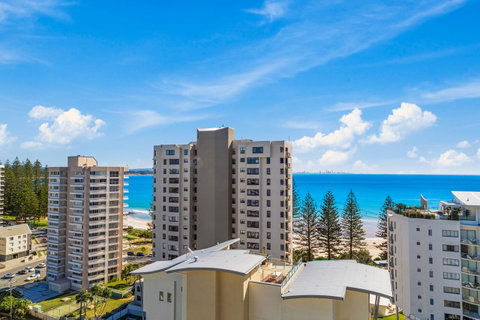 Rainbow Commodore Coolangatta - Holiday Find 1