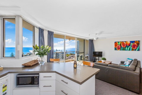 Rainbow Commodore Coolangatta - Holiday Find 4