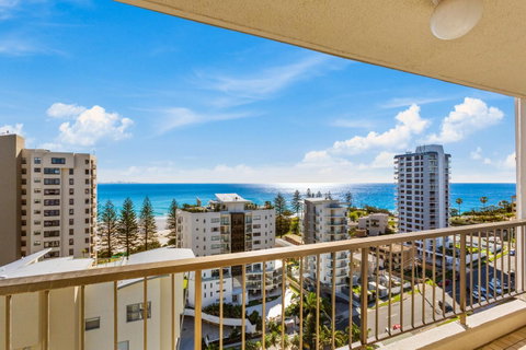 Rainbow Commodore Coolangatta - Holiday Find 3