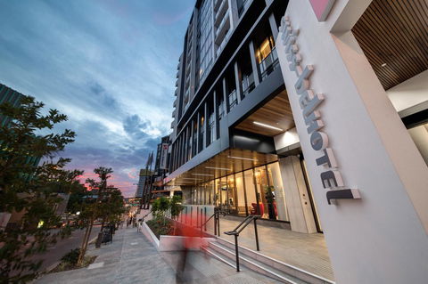 Courtyard By Marriott Brisbane South Bank - Holiday Find 0