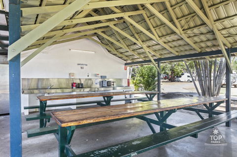 Tasman Holiday Parks - Airlie Beach - Holiday Find 11