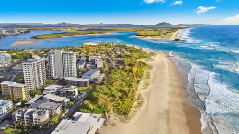 Majorca Isle Beachside Resort - Holiday Find 21