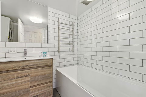 Dockside Apartments Mooloolaba - Holiday Find 3