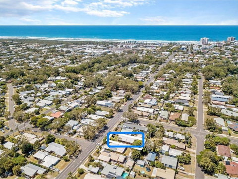 Beautiful Home- Walk To Beach-Short Drive To Noosa - Holiday Find 2