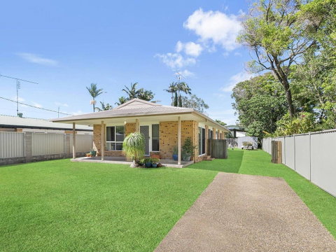 Beautiful Home- Walk To Beach-Short Drive To Noosa - Holiday Find 7