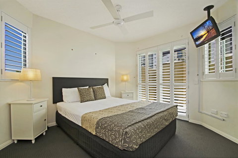 Malibu Apartments - Holiday Find 6