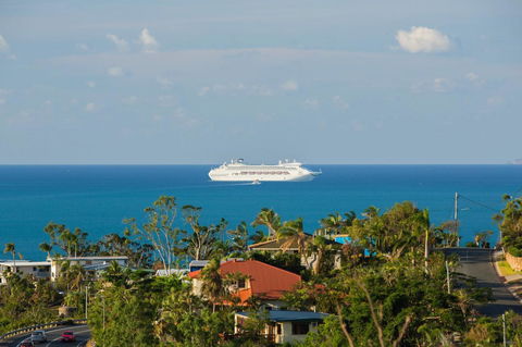 Nautilus On The Hill - Airlie Beach - Holiday Find 20