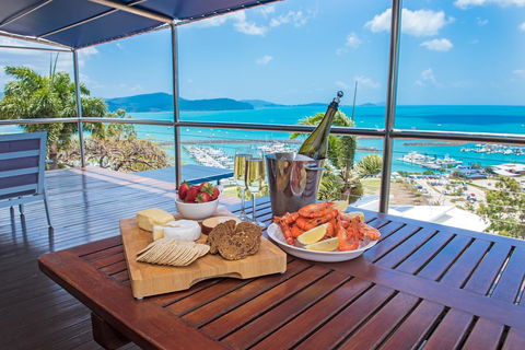 Nautilus On The Hill - Airlie Beach - Holiday Find 10