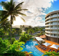 DoubleTree by Hilton Cairns - Holiday Find