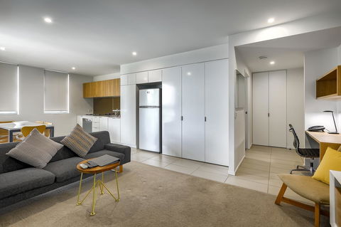 Vine Apartments South Brisbane - Holiday Find 2