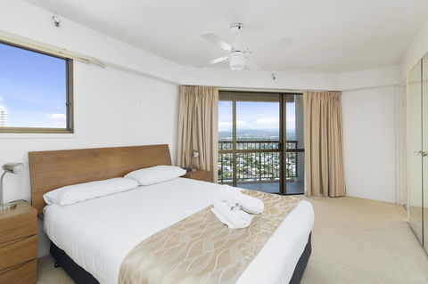 Burleigh Esplanade Apartments - Holiday Find 29