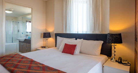Broadbeach Savannah Resort - Holiday Find 42