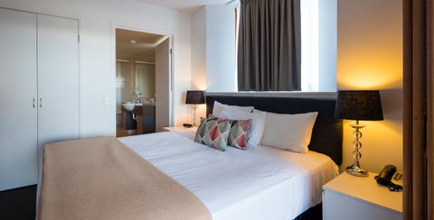 Broadbeach Savannah Resort - Holiday Find 38