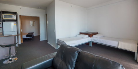 Broadbeach Savannah Resort - Holiday Find 25