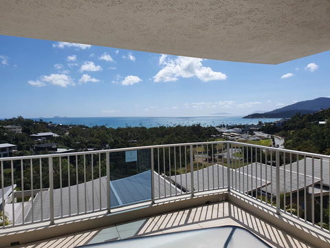 Azure Sea Whitsunday Resort - Holiday Find 36