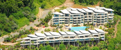 Azure Sea Whitsunday Resort - Holiday Find 41