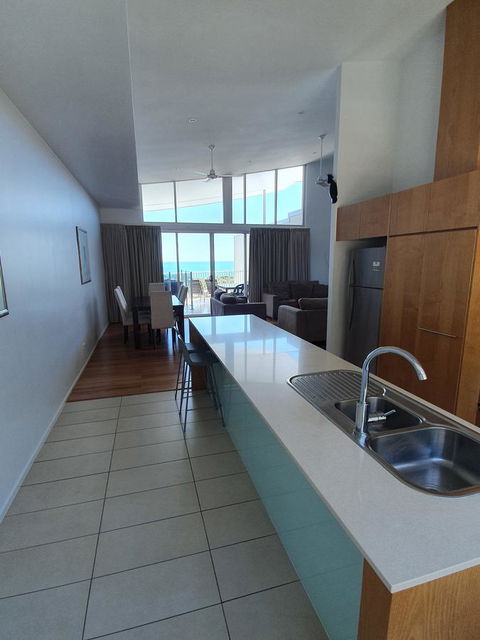 Azure Sea Whitsunday Resort - Holiday Find 22