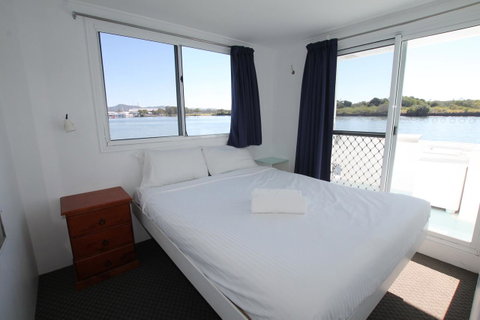 Coomera Houseboats - Holiday Find 14