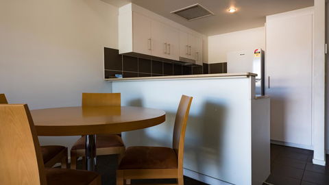 Swell Resort Burleigh Heads - Holiday Find 44